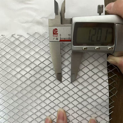 Wesentliche Edelstahldraht erweiterte Metallmasche für Einzelhandelsindustrie Neue Luftflüssigkeitsfilter Anwendungen Pumpmaschinengießung