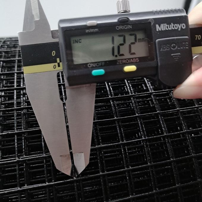 Schwarz PVC beschichtet Schwei&szlig;drahtzaun Quadrat 1/2 Galvanisiertes Schwei&szlig;drahtnetz in Rollen 0
